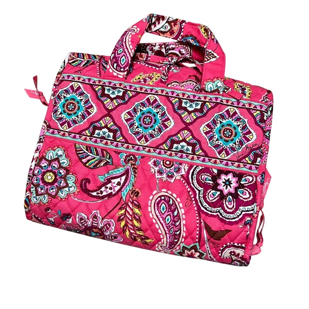 Vera Bradley Call Me Coral Hanging Travel Organizer Paisley Quilted Toiletry Bag